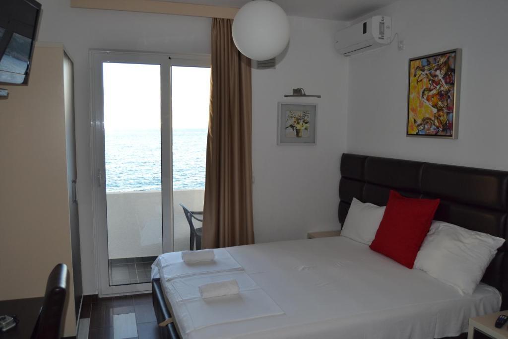Apartments Atlantis Dobra Voda Rum bild
